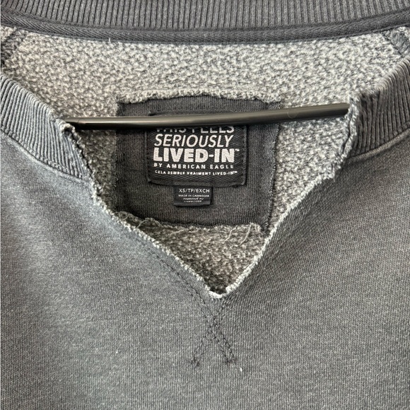 Aerie Gray Raglan Sweatshirt - Picture 2 of 4